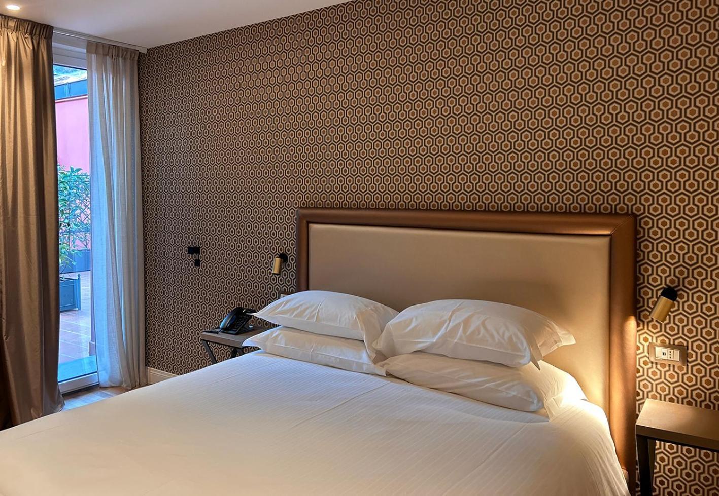 Caruso Place Boutique & Wellness Suites Napoli Dış mekan fotoğraf