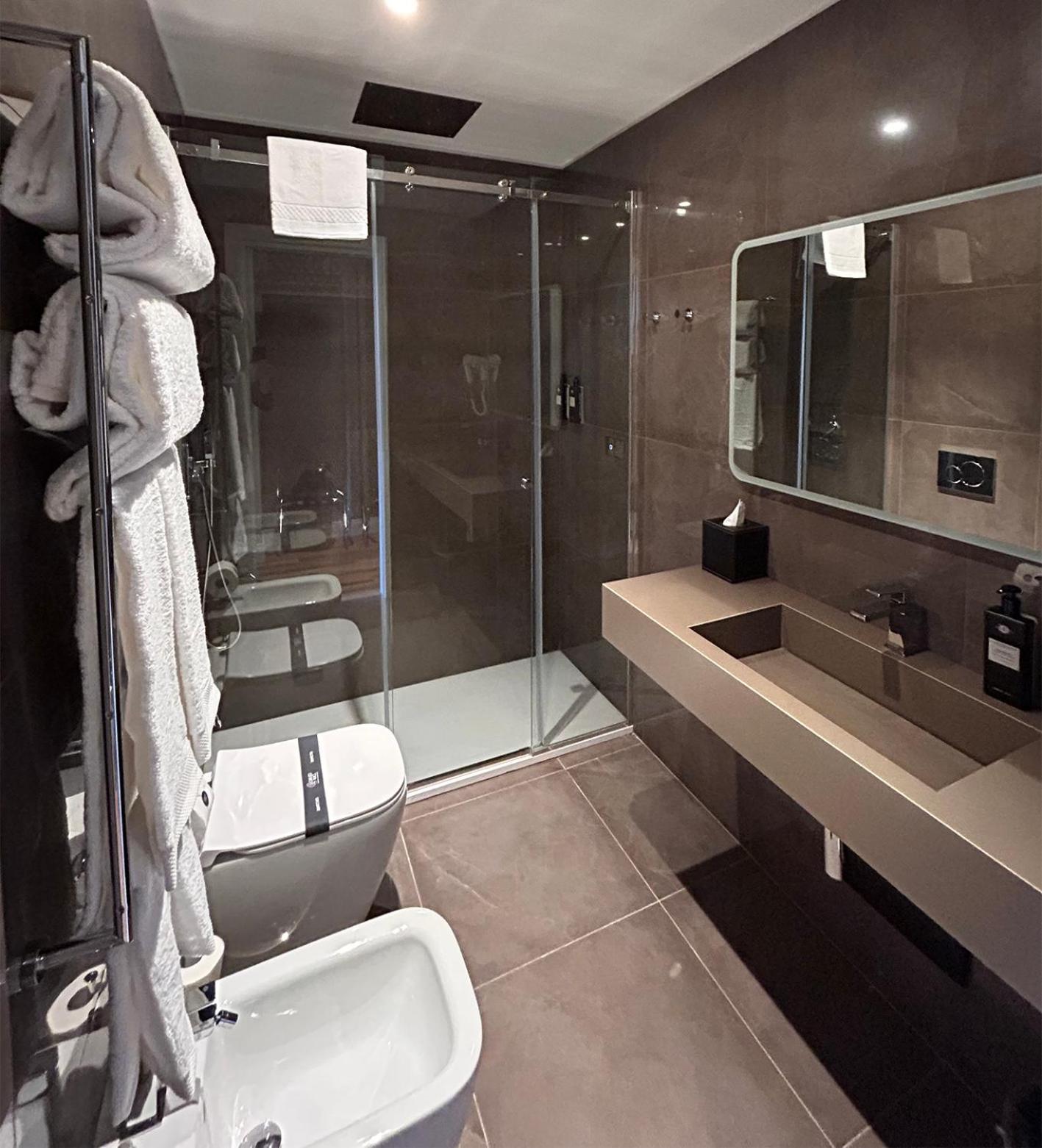 Caruso Place Boutique & Wellness Suites Napoli Dış mekan fotoğraf