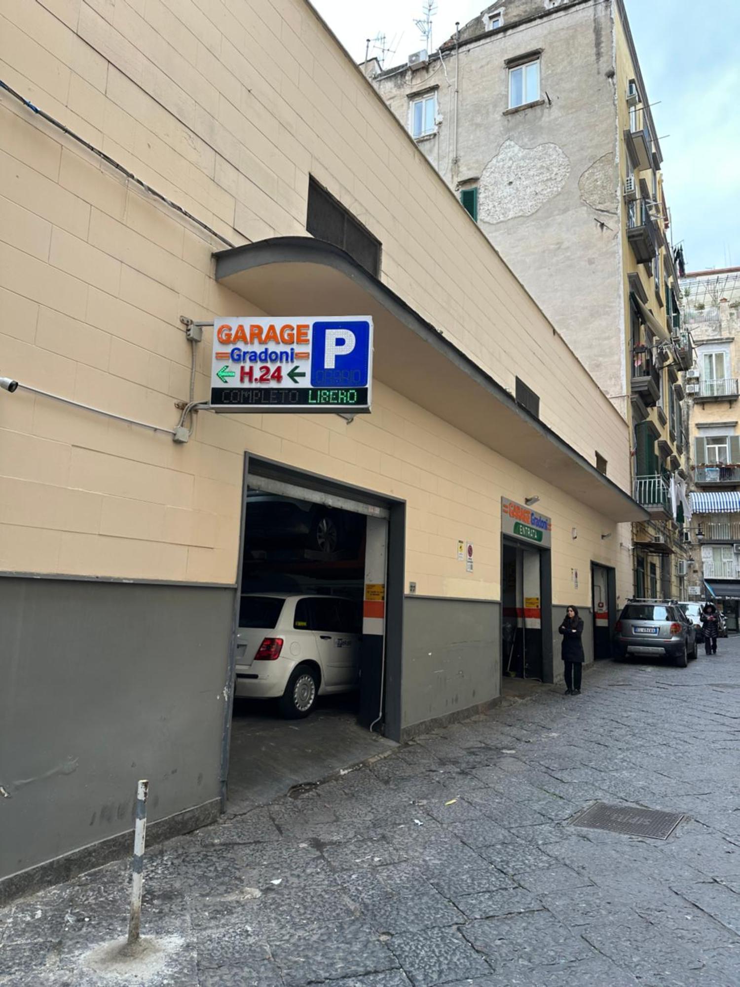Caruso Place Boutique & Wellness Suites Napoli Dış mekan fotoğraf